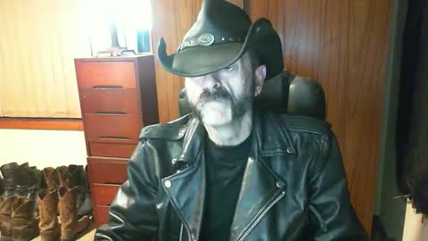 leathergreaser online show from May 2026 08:03:02 PM
