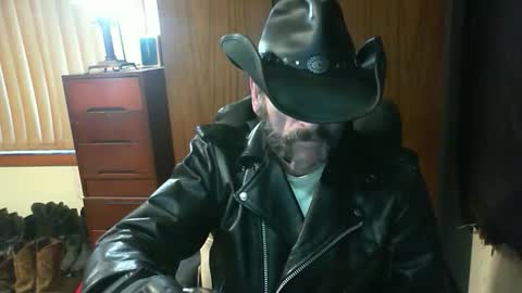 leathergreaser online show from June 2026 09:07:02 PM