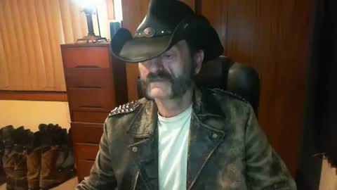 leathergreaser online show from June 2026 08:40:02 PM