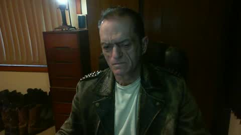 leathergreaser online show from June 2026 10:03:02 PM