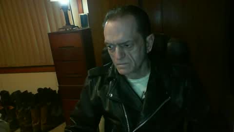 leathergreaser online show from June 2026 07:56:01 PM