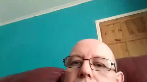 Snapshot of leatherpants68 chatting on September 2025 02:42:02 PM leatherpants68 online show from September 2025 02:42:02 PM