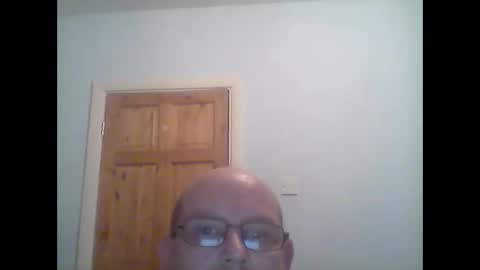 Snapshot of leatherpants68 chatting on October 2025 07:11:01 PM leatherpants68 online show from October 2025 07:11:01 PM
