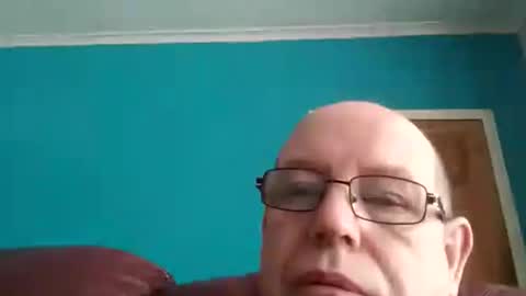 Snapshot of leatherpants68 chatting on October 2025 07:28:02 AM leatherpants68 online show from October 2025 07:28:02 AM