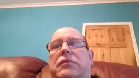 Snapshot of leatherpants68 chatting on November 2025 04:20:01 PM leatherpants68 online show from November 2025 04:20:01 PM