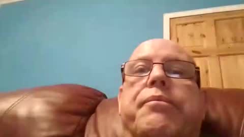 Snapshot of leatherpants68 chatting on November 2025 05:01:02 PM leatherpants68 online show from November 2025 05:01:02 PM