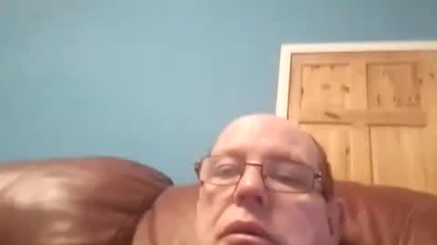 Snapshot of leatherpants68 chatting on November 2025 04:13:02 PM leatherpants68 online show from November 2025 04:13:02 PM