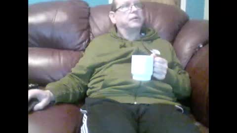 Snapshot of leatherpants68 chatting on November 2025 06:45:01 PM leatherpants68 online show from November 2025 06:45:01 PM