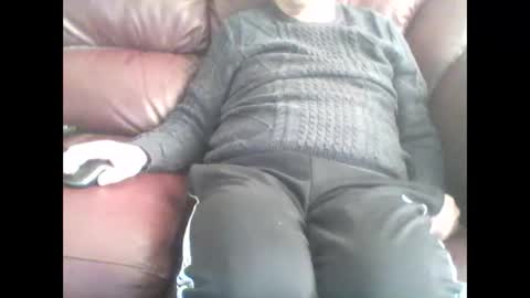 Snapshot of leatherpants68 chatting on November 2025 03:12:02 PM leatherpants68 online show from November 2025 03:12:02 PM