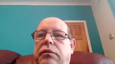 Snapshot of leatherpants68 chatting on November 2025 08:50:01 AM leatherpants68 online show from November 2025 08:50:01 AM