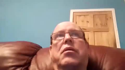 Snapshot of leatherpants68 chatting on November 2025 06:12:01 PM leatherpants68 online show from November 2025 06:12:01 PM