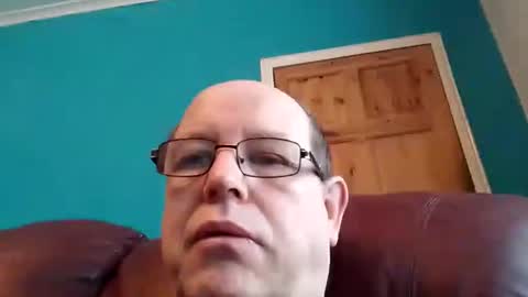 Snapshot of leatherpants68 chatting on December 2025 09:58:02 AM leatherpants68 online show from December 2025 09:58:02 AM