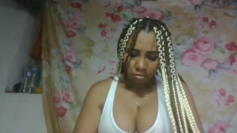 leatiana online show from April 2026 06:42:01 PM