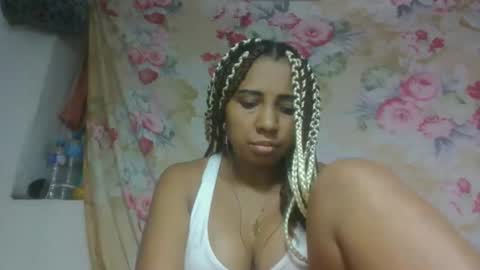 leatiana online show from April 2026 07:09:01 AM