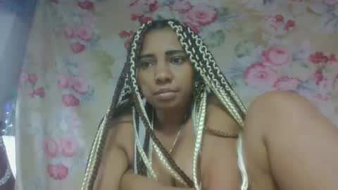 leatiana online show from April 2026 12:29:02 PM