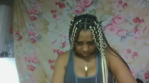 leatiana online show from April 2026 01:19:02 AM