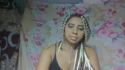 leatiana online show from April 2026 10:14:02 PM