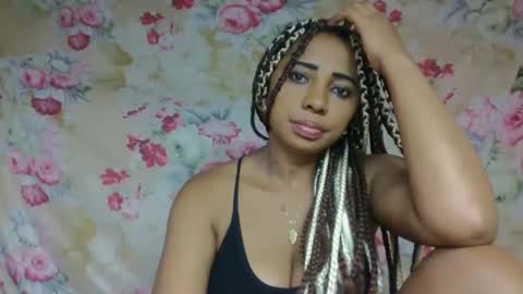 leatiana online show from May 2026 10:43:02 AM