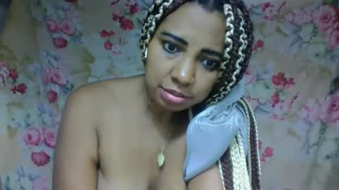 leatiana online show from May 2026 11:56:02 PM