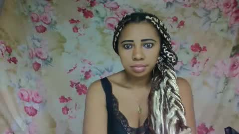 leatiana online show from May 2026 05:25:01 AM