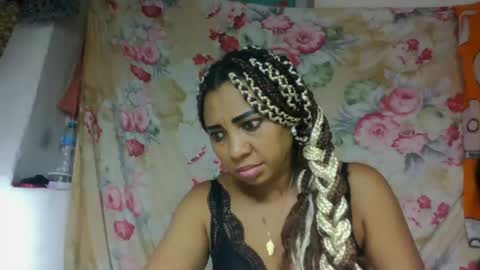 leatiana online show from May 2026 01:11:01 AM