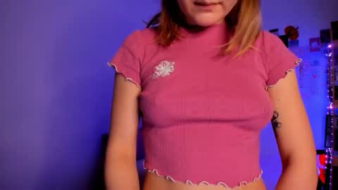 Ellie online show from December 2025 05:57:02 AM