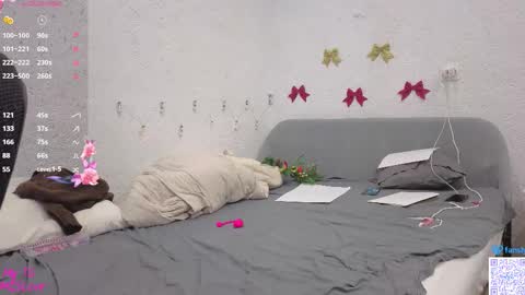 Snapshot of lee_sky chatting on December 2025 09:39:02 AM I am Melisa. Im new here. This is my first day online show from December 2025 09:39:02 AM