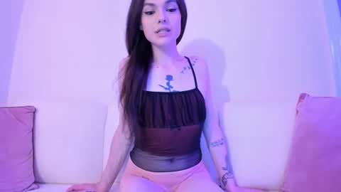 Leefoxx online show from May 2026 05:57:01 AM