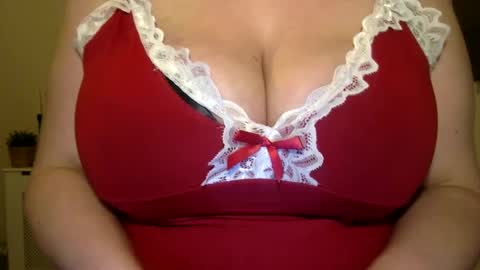 Snapshot of leelamae chatting on January 2025 07:25:01 PM Leela Mae online show from January 2025 07:25:01 PM