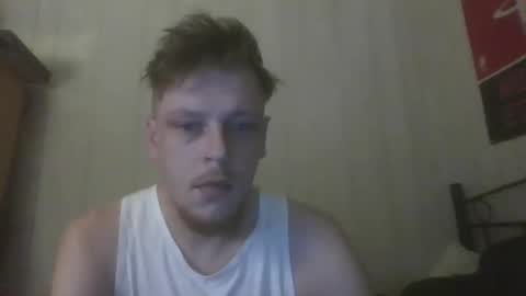 leemanz12 online show from November 2025 02:56:01 PM