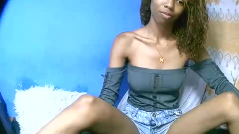 leeromi online show from February 2026 06:15:01 PM