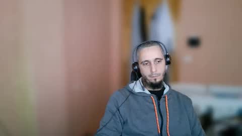 lefrenchiies online show from January 2026 01:59:02 PM