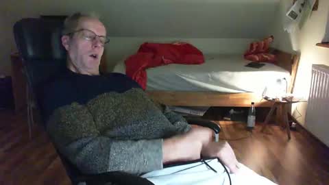 Dave online show from January 2025 10:19:01 PM