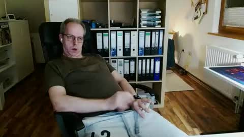 Snapshot of lefti27 chatting on March 2026 10:15:01 PM Dave online show from March 2026 10:15:01 PM