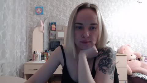 Snapshot of leggywily25 chatting on March 2025 06:33:01 PM leggywily25 online show from March 2025 06:33:01 PM