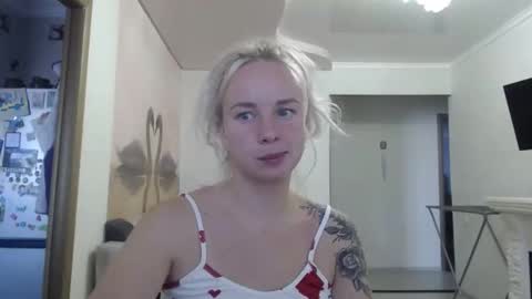 Snapshot of leggywily25 chatting on September 2025 11:00:01 AM leggywily25 online show from September 2025 11:00:01 AM