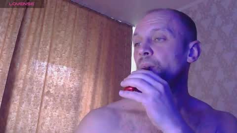 Snapshot of legko_q chatting on March 2026 06:19:01 AM legko_q online show from March 2026 06:19:01 AM