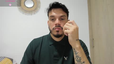 Snapshot of legolas_15 chatting on December 2024 01:26:01 AM Alejandro online show from December 2024 01:26:01 AM