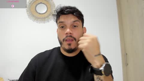 Snapshot of legolas_15 chatting on December 2024 09:06:02 AM Alejandro online show from December 2024 09:06:02 AM