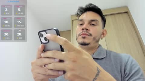 Snapshot of legolas_15 chatting on October 2025 10:14:02 AM Alejandro online show from October 2025 10:14:02 AM