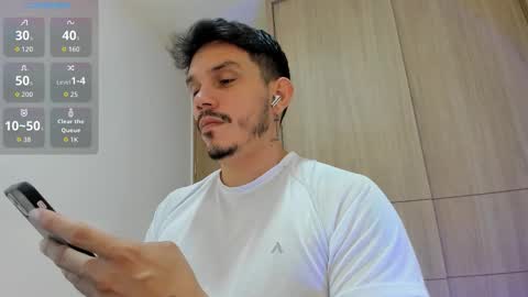 Snapshot of legolas_15 chatting on November 2025 06:27:01 AM Alejandro online show from November 2025 06:27:01 AM