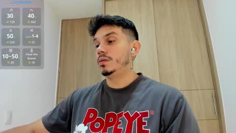 Snapshot of legolas_15 chatting on November 2025 01:33:02 PM Alejandro online show from November 2025 01:33:02 PM