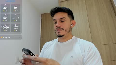 Snapshot of legolas_15 chatting on November 2025 12:15:01 PM Alejandro online show from November 2025 12:15:01 PM