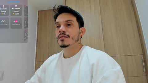 Snapshot of legolas_15 chatting on November 2025 07:56:01 AM Alejandro online show from November 2025 07:56:01 AM