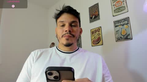 Snapshot of legolas_15 chatting on January 2026 12:44:02 PM Alejandro online show from January 2026 12:44:02 PM