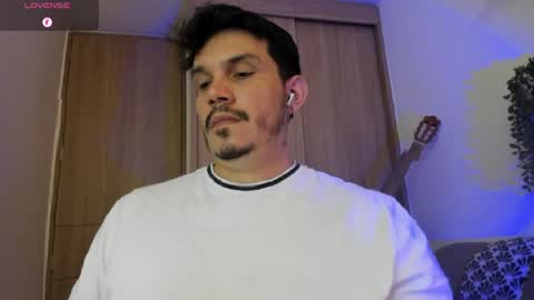 Alejandro online show from May 2026 09:23:01 PM