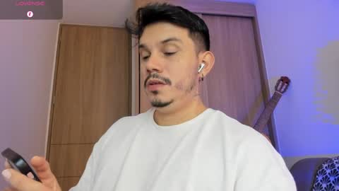 Alejandro online show from May 2026 10:09:02 AM