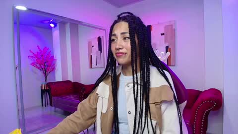 Leia.  online show from January 2025 02:11:01 PM