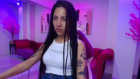 Leia.  online show from January 2025 11:21:02 AM