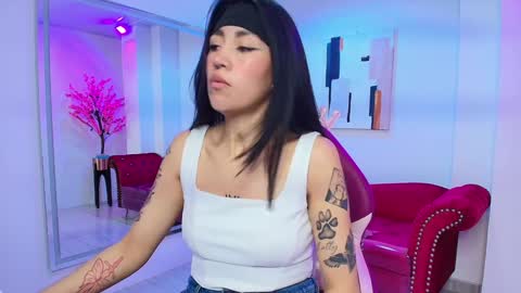 Leia.  online show from January 2025 02:13:01 PM